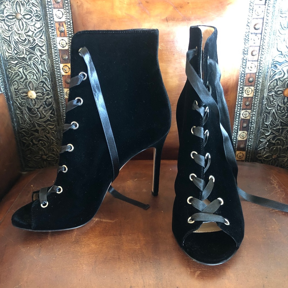 NEW Black Lace-Up Peep Toe Heel